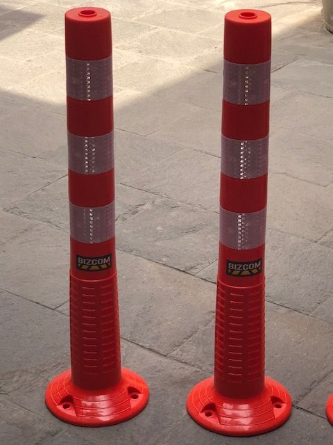 Bolardo flexible de plastico